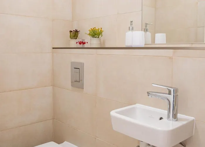 아파트 Location 2-bedroom *